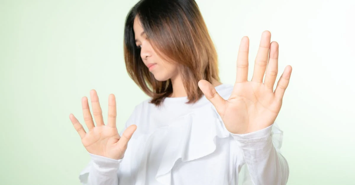 出向を強要された！拒否できる？法的対応と証拠収集の手順