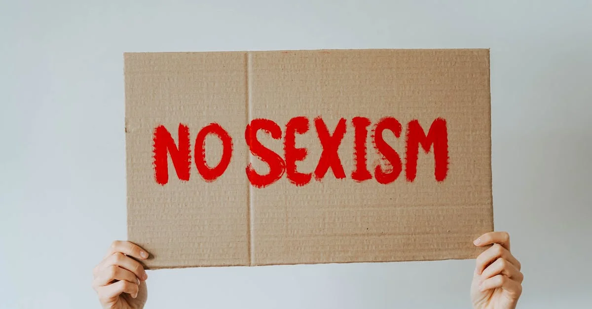 セクハラを「仕事のストレス」で正当化させない反論と証拠の残し方