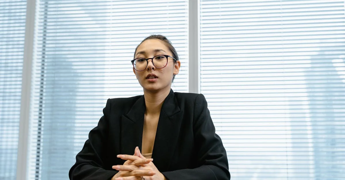 パワハラを「個人間の問題」と逃げる会社への責任追及方法